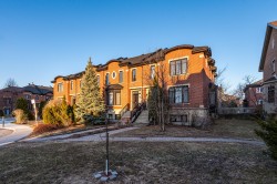 910 Rue Jules-Poitras Montréal (Saint-Laurent), QC H4N 3M7