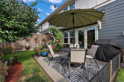 1113 Lyall St, Esquimalt, BC 