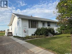 2 Railway AVENUE  Dafoe, SK S0K 1C0