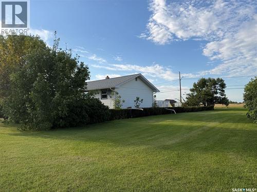 2 Railway Avenue, Dafoe, SK 