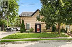 12 FOSTER Avenue  Guelph, ON N1H 3B3