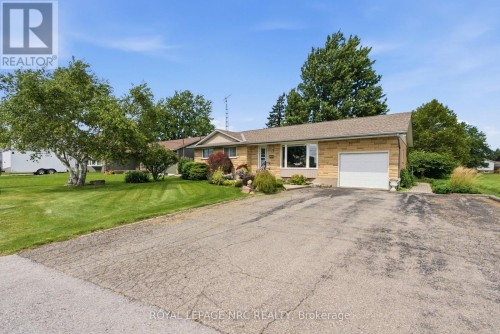 6453 TOWNLINE ROAD  West Lincoln (Smithville), ON L0R 2A0