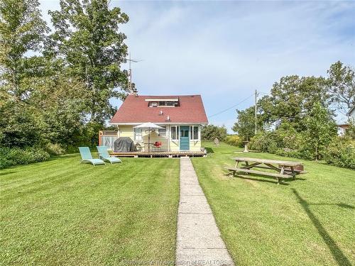 17882 Water Street, Rondeau Park, ON 