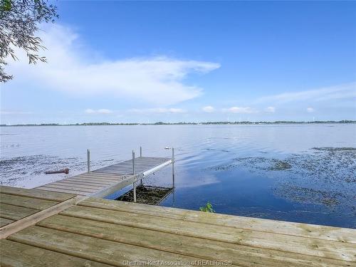 17882 Water Street, Rondeau Park, ON 