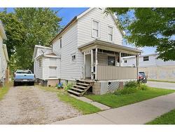 266 Devine Street Sarnia, ON N7T 1T5