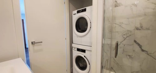 Salle de lavage - 3101-1400 Boul. René-Lévesque O., Montréal (Ville-Marie), QC 