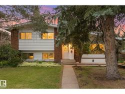 11311 MALMO RD NW  Edmonton, AB T6H 4M3