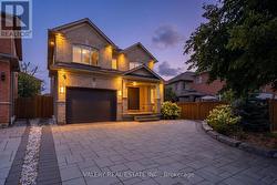 9 VANGUARD ROAD Vaughan, ON L4K 5G4
