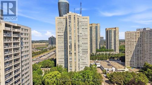 304 - 3650 KANEFF CRESCENT  Mississauga, ON L5A 4A1
