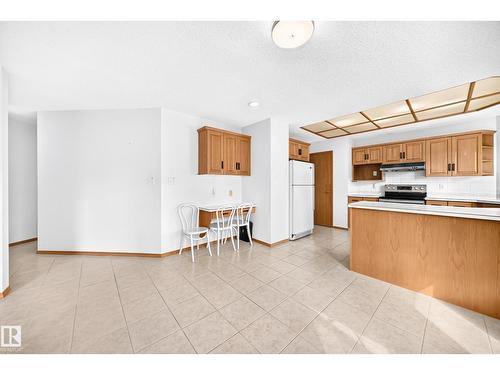 18935 91 Av Nw, Edmonton, AB 