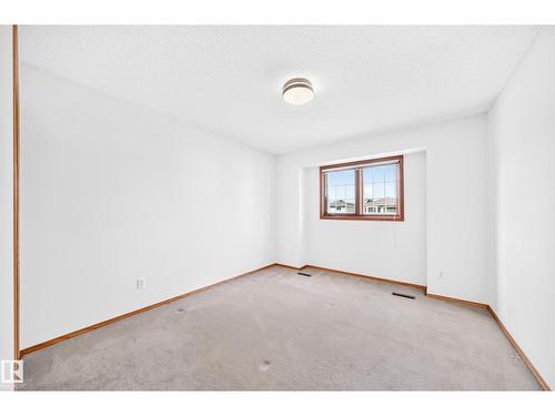 18935 91 Av Nw, Edmonton, AB 