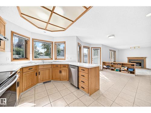 18935 91 Av Nw, Edmonton, AB 