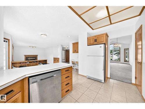 18935 91 Av Nw, Edmonton, AB 
