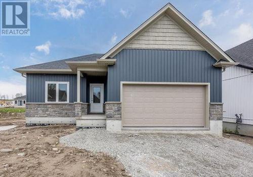 37 HAROLD AVENUE  Severn (Coldwater), ON L0K 1E0