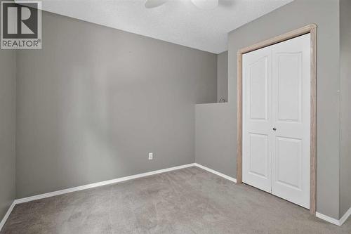 940 Coventry Drive Ne, Calgary, AB 