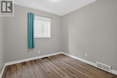 940 Coventry Drive Ne, Calgary, AB 