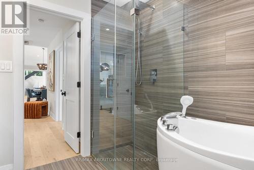 293 North Shore Boulevard E, Burlington, ON 