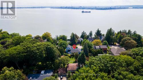 293 North Shore Boulevard E, Burlington, ON 