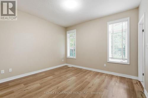 33 Norma Crescent, Guelph, ON 