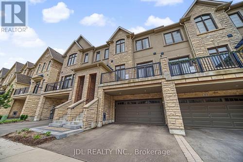 41 WEST VILLAGE LANE  Markham, ON L6C 3L5