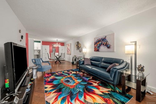 #105-1970 Comox Ave, Comox, BC 