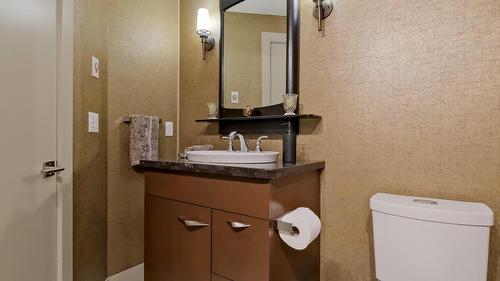221-1088 Sunset Drive, Kelowna, BC 