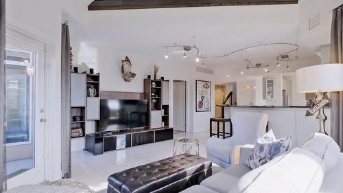 221-1088 Sunset Drive, Kelowna, BC 