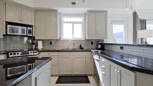 221-1088 Sunset Drive, Kelowna, BC 
