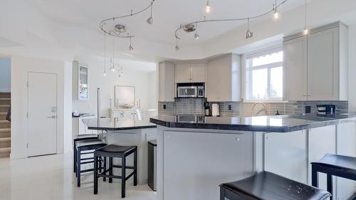221-1088 Sunset Drive, Kelowna, BC 