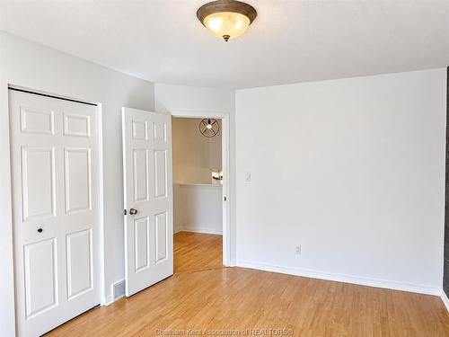 8 Hampton Court, Chatham, ON 