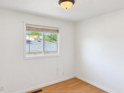 8 Hampton Court, Chatham, ON 