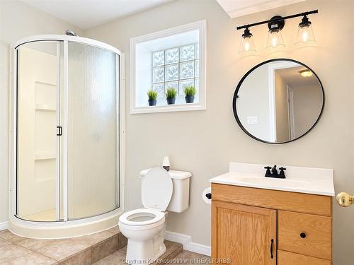 8 Hampton Court, Chatham, ON 