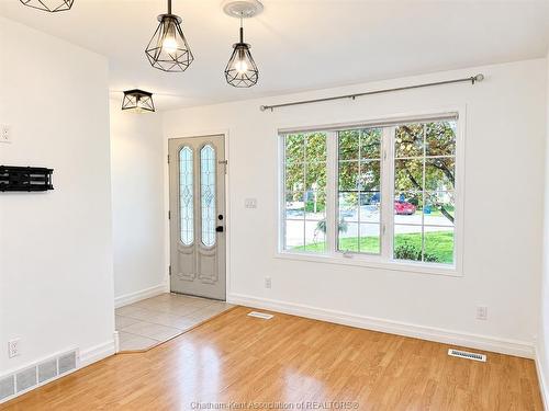 8 Hampton Court, Chatham, ON 