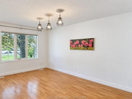 8 Hampton Court, Chatham, ON 