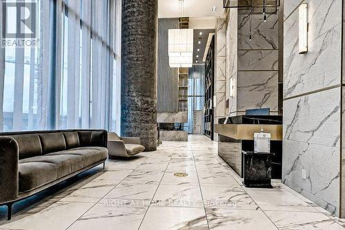 4507 - 950 PORTAGE PARKWAY , Vaughan, Ontario L4K 0J7 3