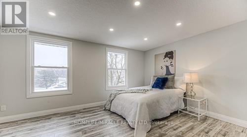 152 Overlea Drive, Kitchener, ON 