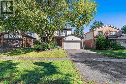 16 INNISBROOK CRESCENT  Markham, ON L3T 5B1