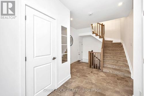 859 Solarium Avenue E, Ottawa, ON 