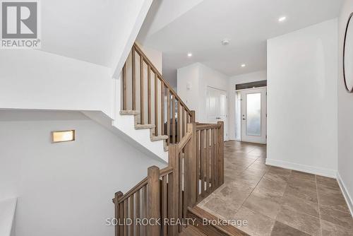 859 Solarium Avenue E, Ottawa, ON 