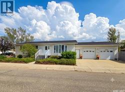 523 Maxwell DRIVE  Swift Current, SK S9H 4Z6