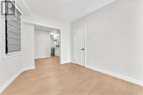 UPPER LEVEL - 1822 ST CLAIR AVENUE W , Toronto, Ontario M6N 1J5 2