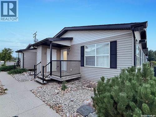 12 1275 South Railway Avenue E, Swift Current, SK 