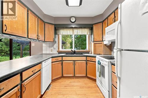 402 Begg Crescent, Saskatoon, SK 