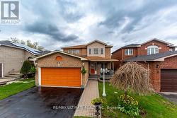 5 TWISS DRIVE Barrie, ON L4N 8P3