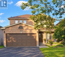 5 TWISS DRIVE Barrie, ON L4N 8P3