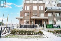 211 - 1460 WHITES ROAD N Pickering, ON L1V 0E8