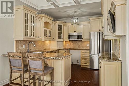 74 Fairwood Place W, Burlington, ON 