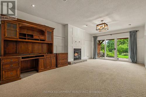 74 Fairwood Place W, Burlington, ON 