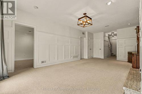 74 Fairwood Place W, Burlington, ON 