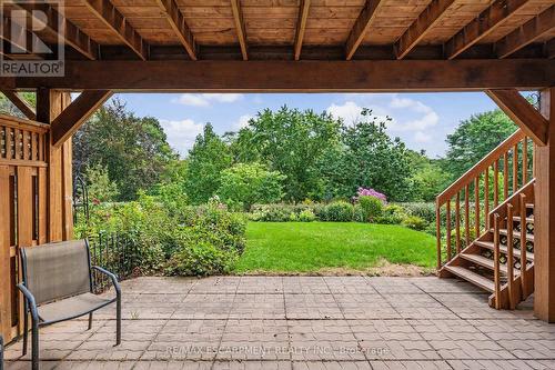 74 Fairwood Place W, Burlington, ON 